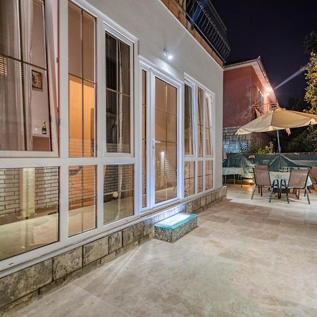 Apartments Vujosevic Tivat Luaran gambar