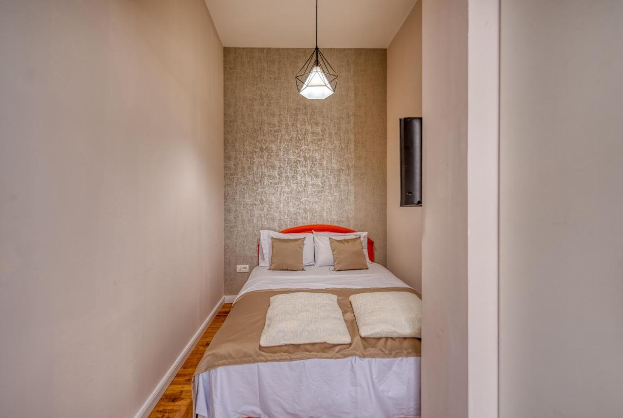 Apartments Vujosevic Tivat Luaran gambar